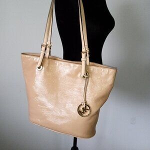 MICHAEL KORS Khaki Patent Leather Jet Set Tote Magnetic Snap Closure